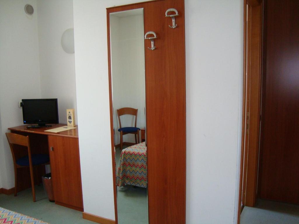Hotel Naonis Cordenons Номер фото