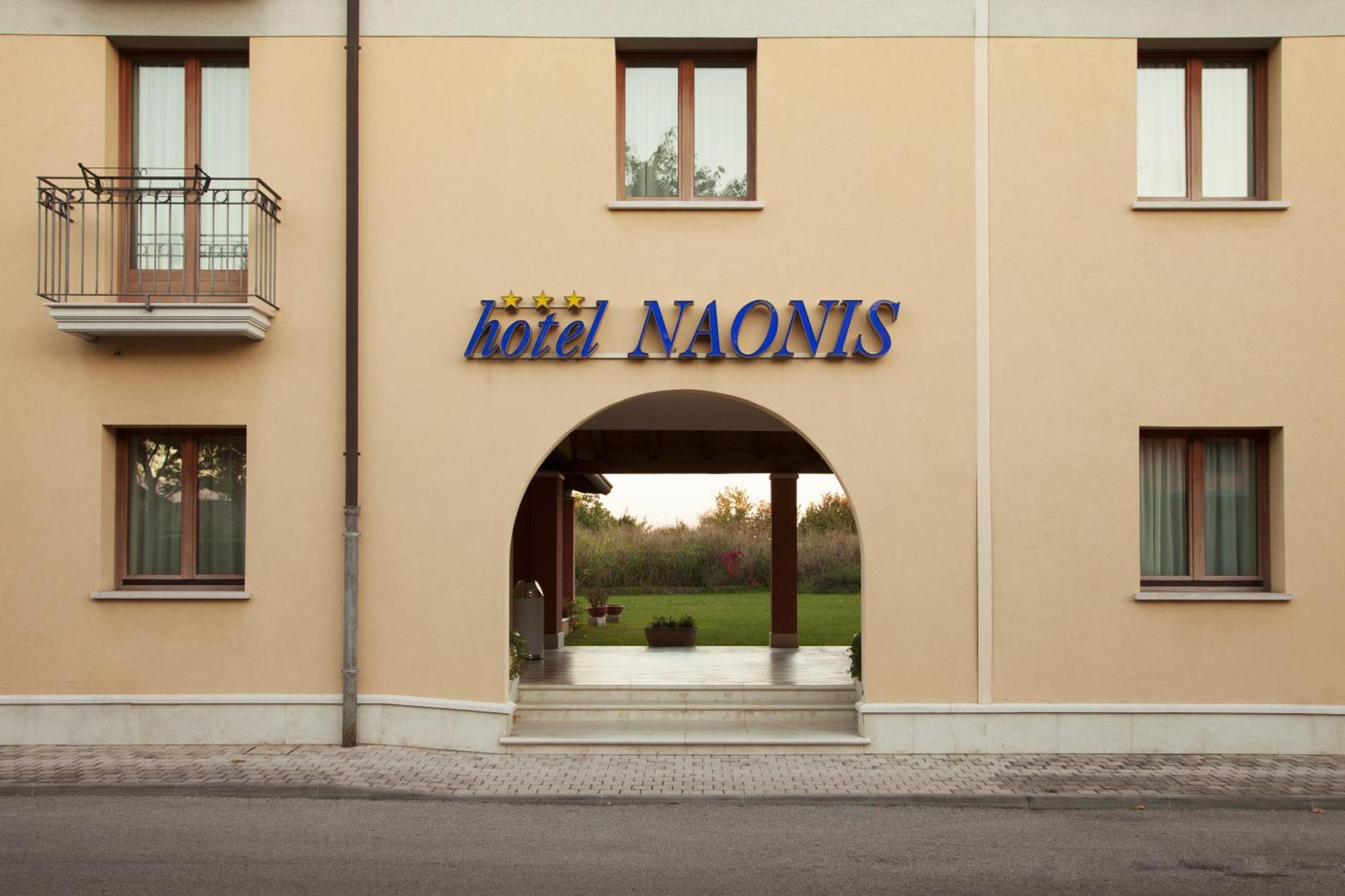 Hotel Naonis Cordenons Экстерьер фото